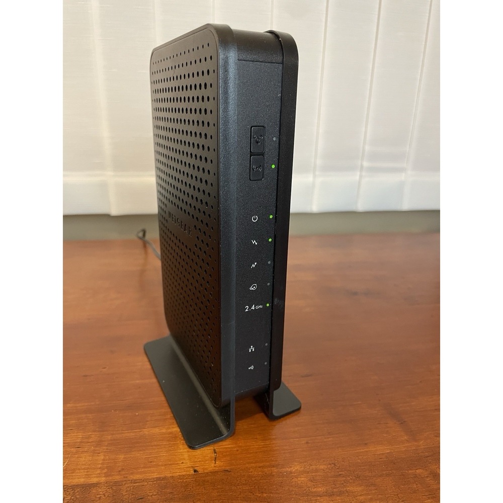 NETGEAR C3000 340 Mbit/s Cable Modem Router - Picture 3 of 6